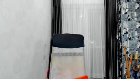 Snapshot of joshuamuscle69 chatting on 10/04/25, 06:33 joshuamuscle69 online show from 10/04/25, 06:33