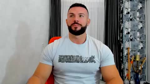 Snapshot of joshuamuscle69 chatting on 10/13/25, 04:34 joshuamuscle69 online show from 10/13/25, 04:34