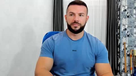 Snapshot of joshuamuscle69 chatting on 11/19/25, 07:41 joshuamuscle69 online show from 11/19/25, 07:41