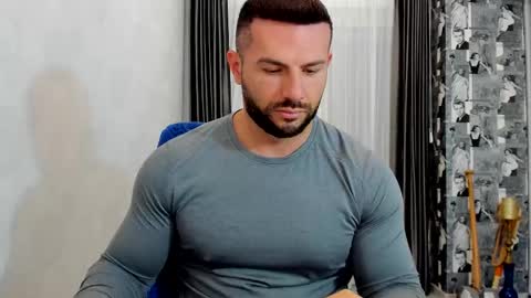 Snapshot of joshuamuscle69 chatting on 12/03/25, 07:38 joshuamuscle69 online show from 12/03/25, 07:38