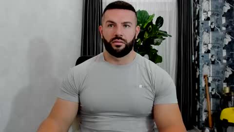 Snapshot of joshuamuscle69 chatting on 01/19/26, 07:23 joshuamuscle69 online show from 01/19/26, 07:23