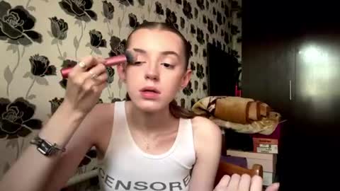 Snapshot of josiedeibel chatting on 07/21/26, 04:09 Luna online show from 07/21/26, 04:09