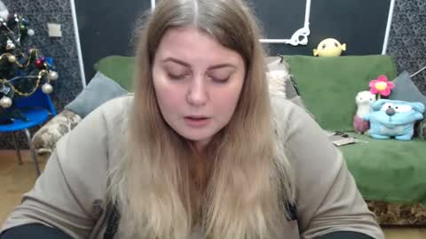 josiesun771 online show from 12/21/24, 11:01