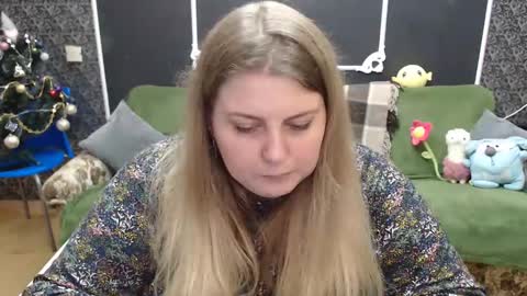 josiesun771 online show from 12/23/24, 10:10