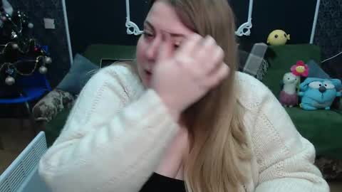 josiesun771 online show from 12/30/24, 06:53