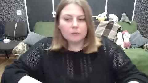 josiesun771 online show from 10/12/25, 12:15