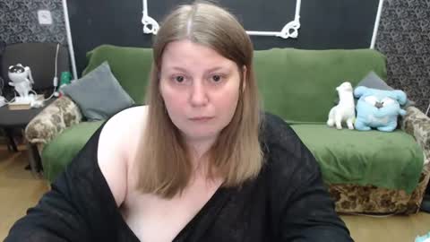 Snapshot of josiesun771 chatting on 06/19/26, 07:23 josiesun771 online show from 06/19/26, 07:23