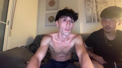 Snapshot of josjoseik chatting on 05/17/26, 10:39 MorbosoMaximo online show from 05/17/26, 10:39