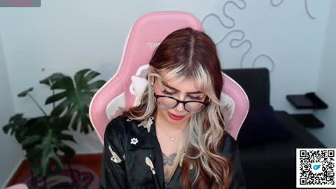 Snapshot of jossephine_ chatting on 12/09/24, 05:40 josephine independent model online show from 12/09/24, 05:40