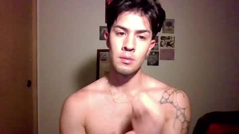 jotarojas1 online show from 01/04/25, 04:44