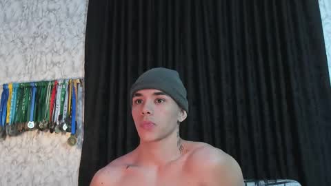 Im Jouliano online show from 02/18/25, 11:41