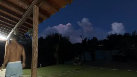 Im Jouliano online show from 11/10/25, 11:04