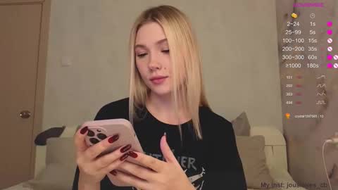 Jane online show from 10/31/25, 04:02