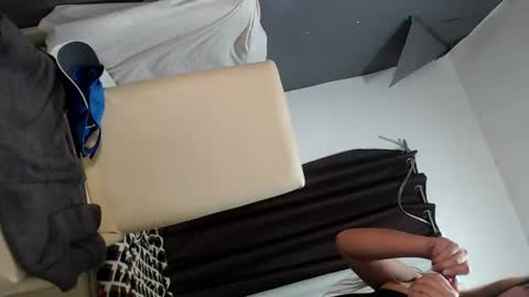 Snapshot of jovehxx chatting on 06/27/26, 12:33 jovehxx online show from 06/27/26, 12:33