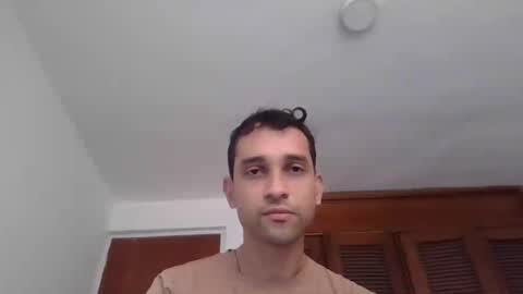 Snapshot of jovenvergonguapo09 chatting on 07/25/26, 12:58 Van Helsing online show from 07/25/26, 12:58