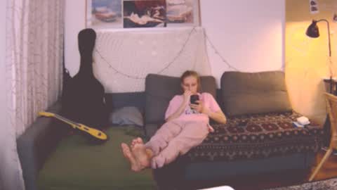 Snapshot of joy_keys chatting on 12/26/24, 06:12 joy_keys online show from 12/26/24, 06:12