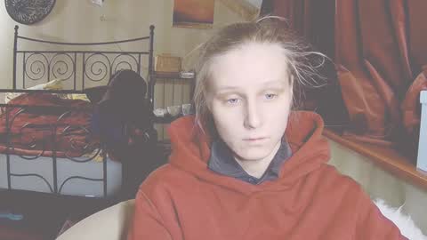 Snapshot of joy_keys chatting on 01/17/25, 02:28 joy_keys online show from 01/17/25, 02:28