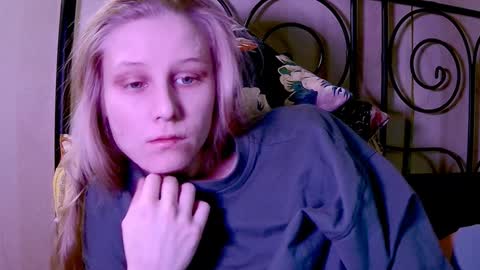 Snapshot of joy_keys chatting on 01/22/25, 12:06 joy_keys online show from 01/22/25, 12:06