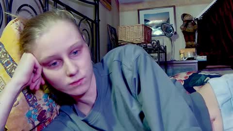 Snapshot of joy_keys chatting on 01/25/25, 06:24 joy_keys online show from 01/25/25, 06:24