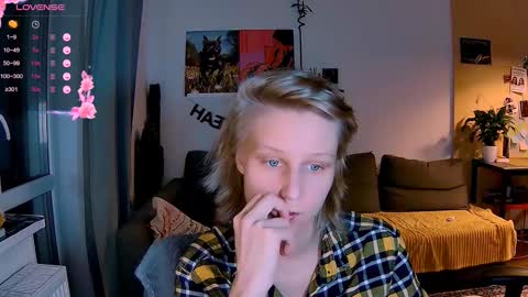 Snapshot of joy_keys chatting on 11/12/25, 03:34 joy_keys online show from 11/12/25, 03:34