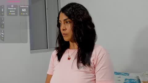 Snapshot of joyaoscura55 chatting on 10/23/25, 10:52 sofiaparker8 online show from 10/23/25, 10:52