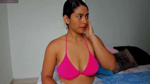 sofiaparker8 online show from 03/25/26, 04:02