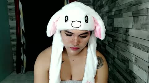 Snapshot of joycum_xxx chatting on 01/11/25, 01:16 JOY in your heart online show from 01/11/25, 01:16