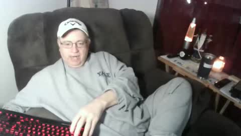 Snapshot of jpmel99 chatting on 12/07/24, 11:34 jpmel99 online show from 12/07/24, 11:34