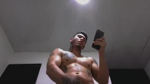 Snapshot of jq401055 chatting on 12/25/24, 05:58 Jaxxx67 online show from 12/25/24, 05:58