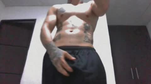 Snapshot of jq401055 chatting on 01/10/25, 05:45 Jaxxx67 online show from 01/10/25, 05:45