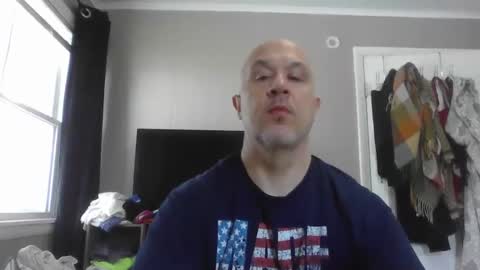 Snapshot of jr1871 chatting on 01/11/26, 02:33 jr1871 online show from 01/11/26, 02:33