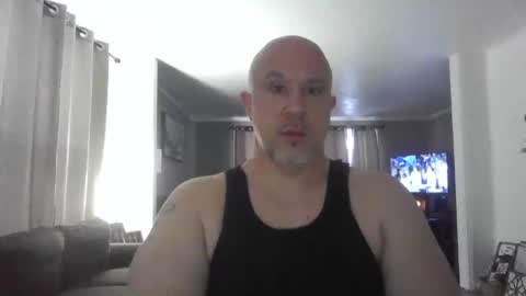 Snapshot of jr1871 chatting on 02/06/26, 12:52 jr1871 online show from 02/06/26, 12:52