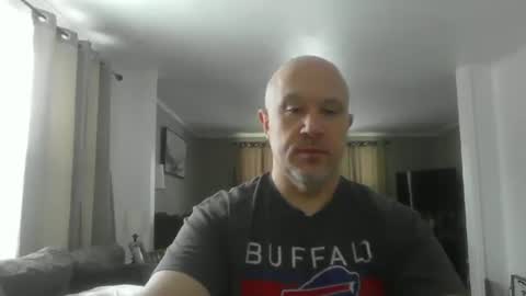 Snapshot of jr1871 chatting on 02/25/26, 01:32 jr1871 online show from 02/25/26, 01:32