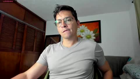 Cristian- tellme Criis online show from 04/27/26, 04:21