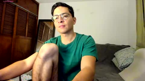 Snapshot of jriizh chatting on 05/23/26, 03:45 Cristian- tellme Criis online show from 05/23/26, 03:45