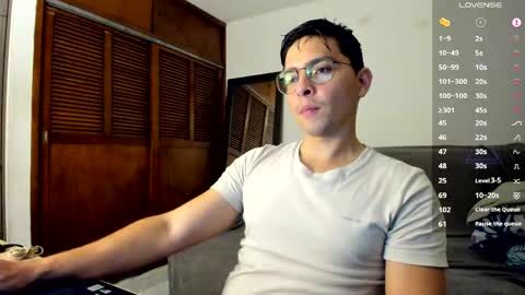 Snapshot of jriizh chatting on 05/29/26, 02:42 Cristian- tellme Criis online show from 05/29/26, 02:42
