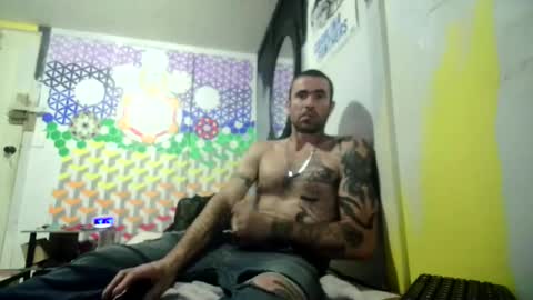 jrizzle1111 online show from 02/11/25, 09:14