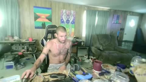 jrizzle1111 online show from 09/09/25, 12:37