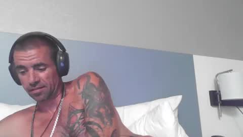 Snapshot of jrizzle1111 chatting on 04/29/26, 12:16 jrizzle1111 online show from 04/29/26, 12:16