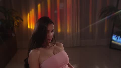 Jennifer Diaz online show from 03/25/26, 09:43