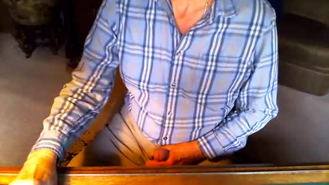 Snapshot of jt335577 chatting on 11/17/25, 08:14 jt335577 online show from 11/17/25, 08:14