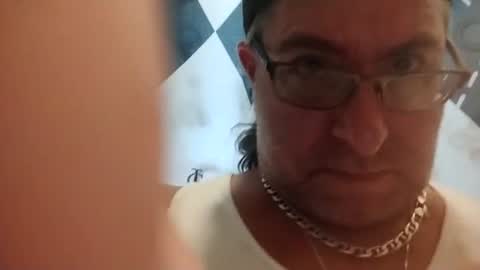 Snapshot of jtg1576 chatting on 07/13/26, 05:05 jtg1576 online show from 07/13/26, 05:05