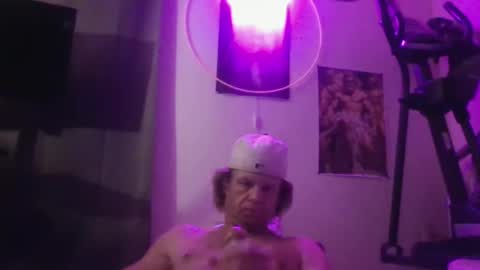 Snapshot of jthesleepy100k chatting on 09/30/25, 07:24 jthesleepy100k online show from 09/30/25, 07:24