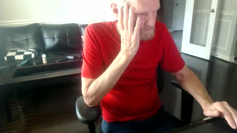 Snapshot of jtull52 chatting on 09/14/25, 03:33 jtull52 online show from 09/14/25, 03:33