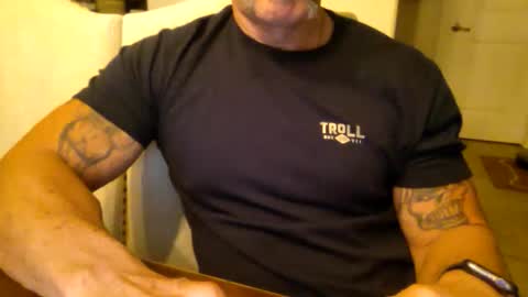 jtyahooo2 online show from 10/19/25, 04:35