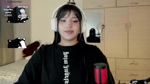 Ju Kyung online show from 10/18/25, 02:03