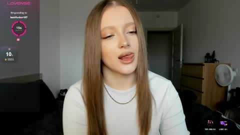 Julia and Julia online show from 04/14/26, 07:47