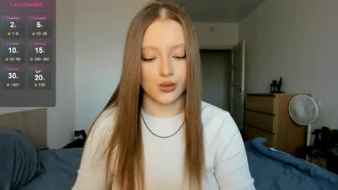 Julia and Julia online show from 04/21/26, 07:58