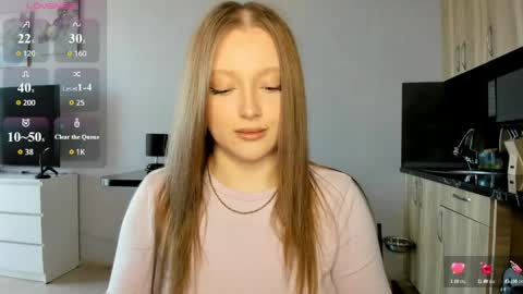Julia and Julia online show from 06/06/26, 10:20