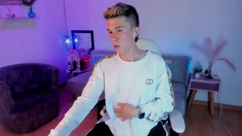 Juandii online show from 02/12/26, 08:04